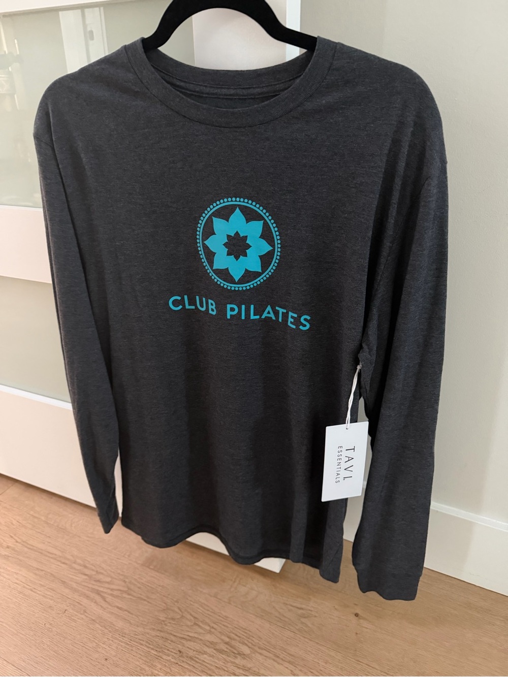 Club Pilates M Long Sleeve Tee - Charcoal with Teal Logo